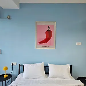 https://sunny.alltbilisihotels.com